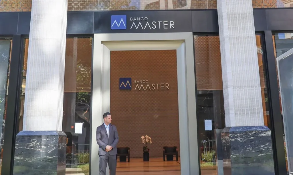 FGC alerta sobre golpes que exploram pagamentos do Banco Master