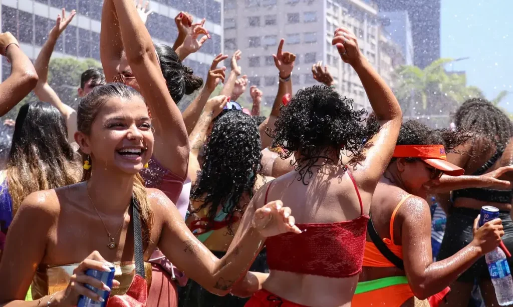 Carnaval carioca: ocupação hoteleira ultrapassa 90% e anima setor de turismo
