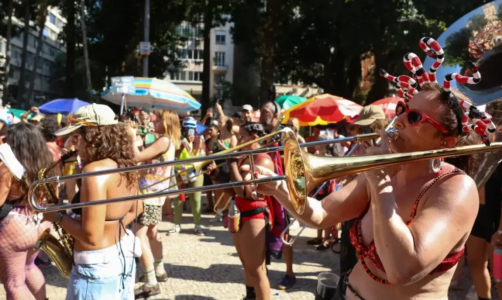 Carnaval carioca: ocupação hoteleira no Rio de Janeiro atinge pico histórico de 99%