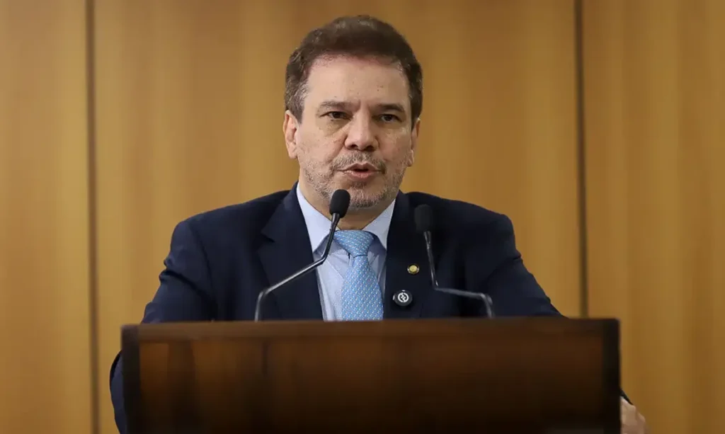 Ministro cobra do Congresso debate sobre financiamento para combate ao crime organizado