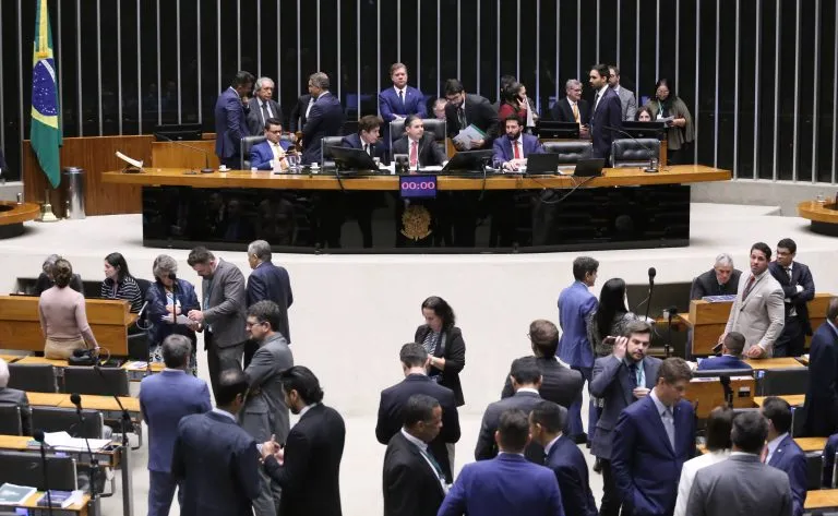 Mercosul e UE: acordo avança com regras para minerais, patentes e carros