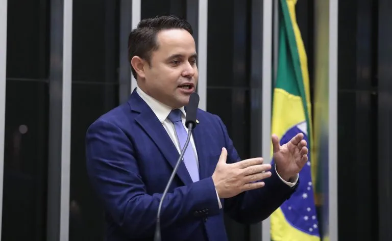 Biodiesel de dendê: comissão aprova isenção fiscal para impulsionar energia sustentável