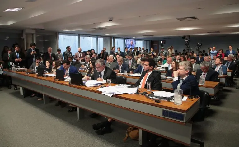 CPMI do INSS: quebra de sigilo do filho de Lula segue em frente após decisão de Alcolumbre