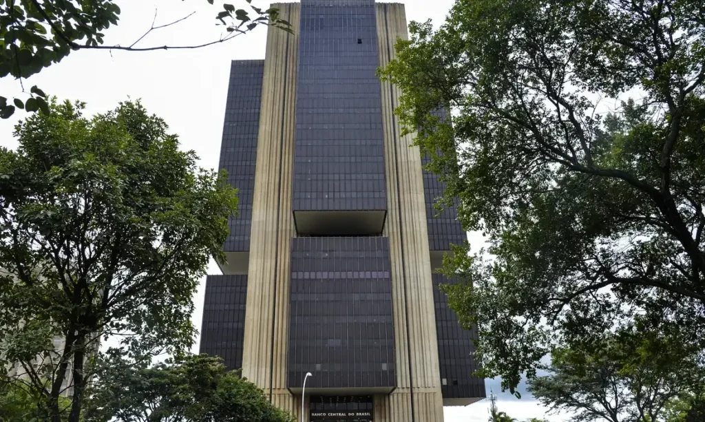 Sindicato do BC reafirma confiança na solidez do órgão em meio a investigações