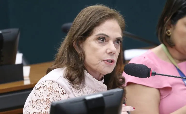 Mulheres vítimas de violência doméstica não pagarão multa em aluguéis