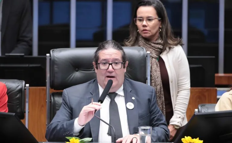 Homenagem a Marielle e Anderson: oito anos após o crime, o legado de luta e a busca por justiça