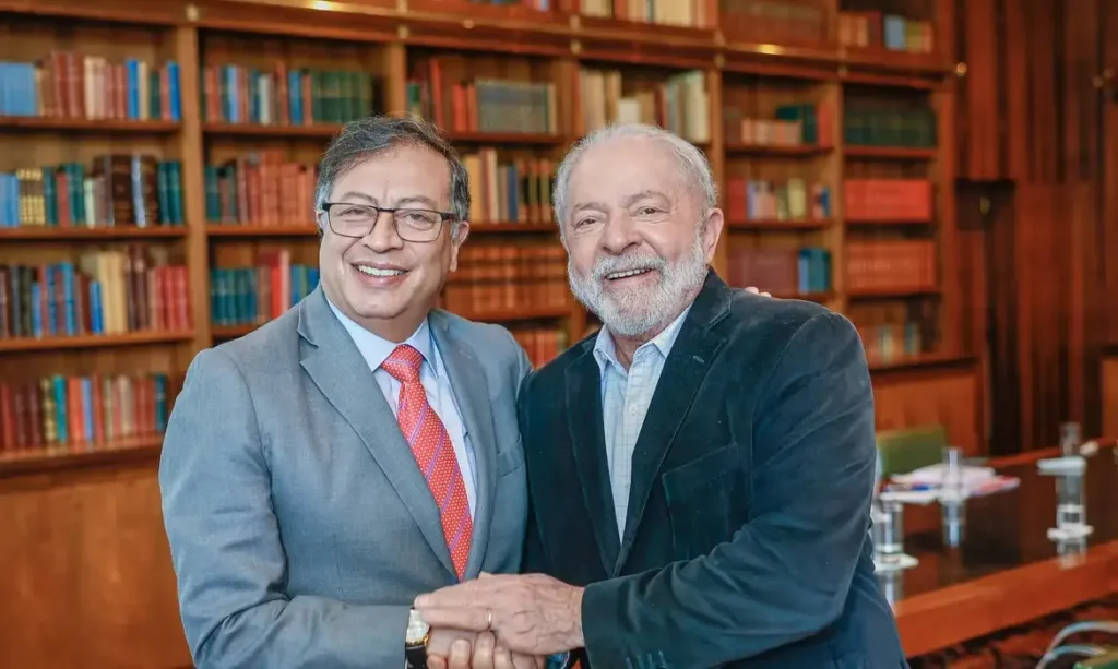 Lula e Petro confirmam presença em fórum global sobre democracia na Espanha