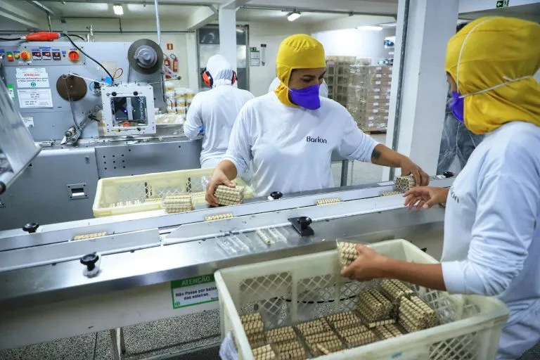 Debate sobre jornada 6×1 com Ministério da Fazenda é adiado na Câmara