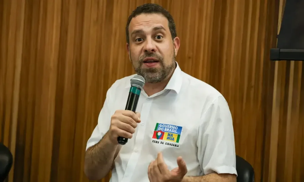Boulos classifica aumento do diesel como “banditismo” e critica especulação de postos