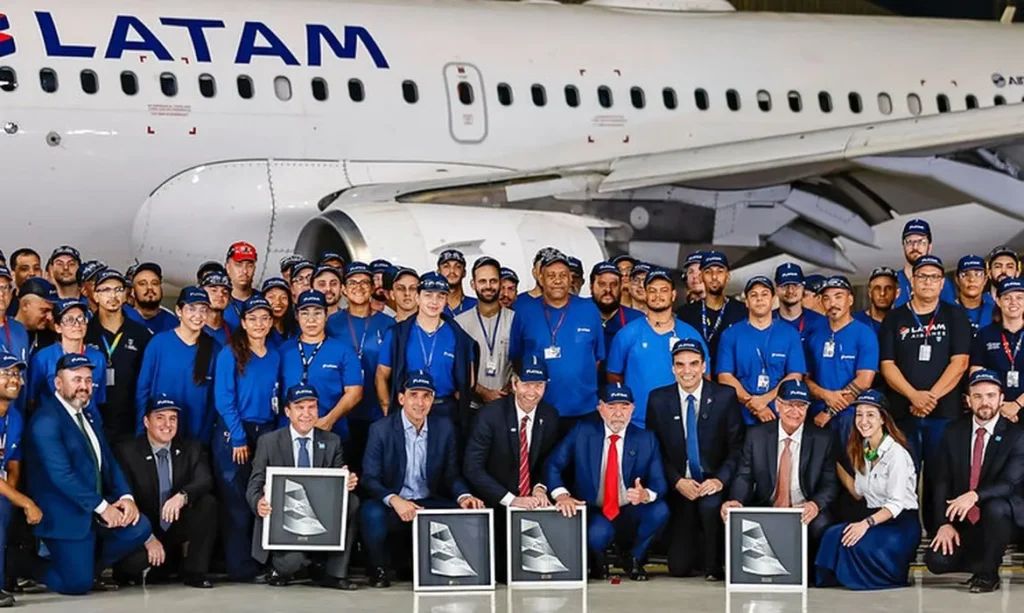 Latam expande frota com jatos brasileiros da Embraer, marcando nova era na aviação sul-americana