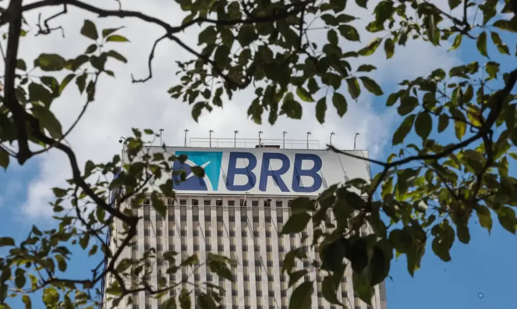 BRB sob pressão: prazo para balanço expira e sanções podem surgir