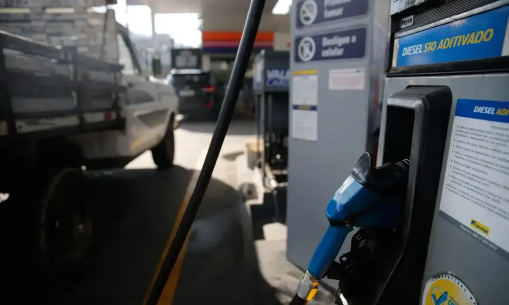 Rio e Rondônia resistem a corte de ICMS federal no diesel importado