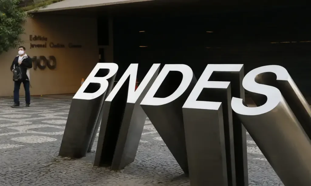 BNDES registra lucro expressivo de R$ 3,1 bilhões no início de 2024