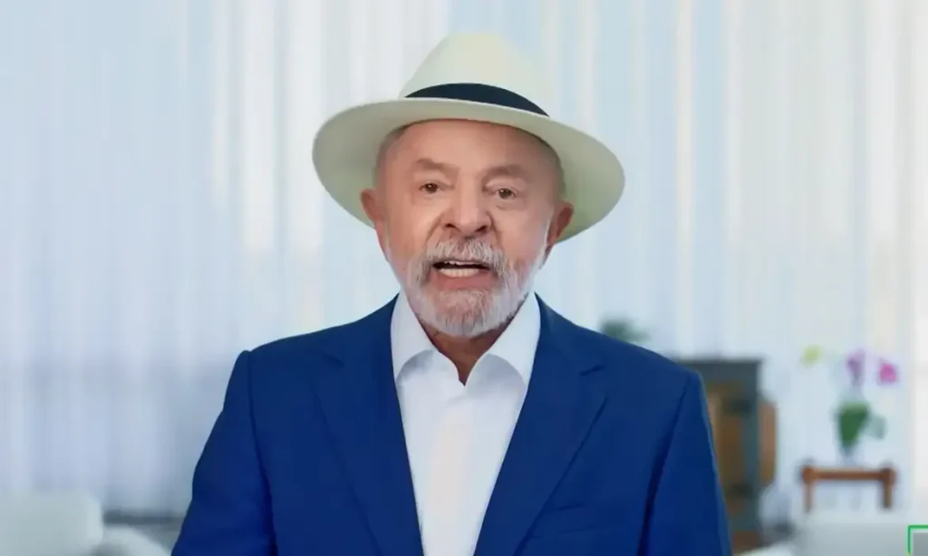 Lula: Relação de Flávio Bolsonaro com banqueiro preso é “caso de polícia”