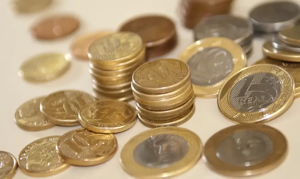 Inflação pesa mais no bolso de famílias de baixa renda em abril, aponta Ipea