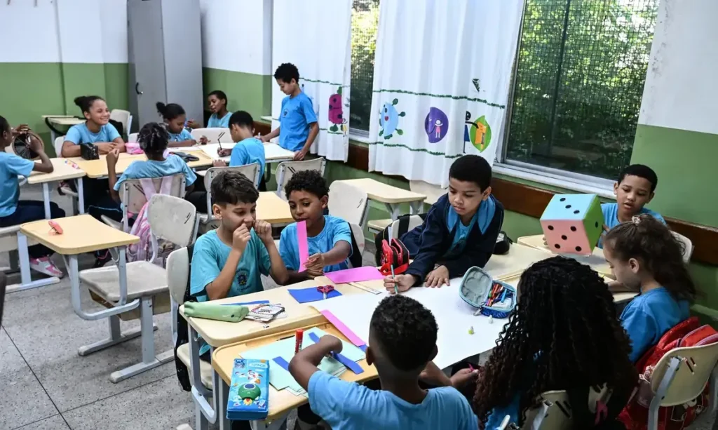 Brasil atinge marco histórico: desenvolvimento humano em “muito alto” patamar pela primeira vez