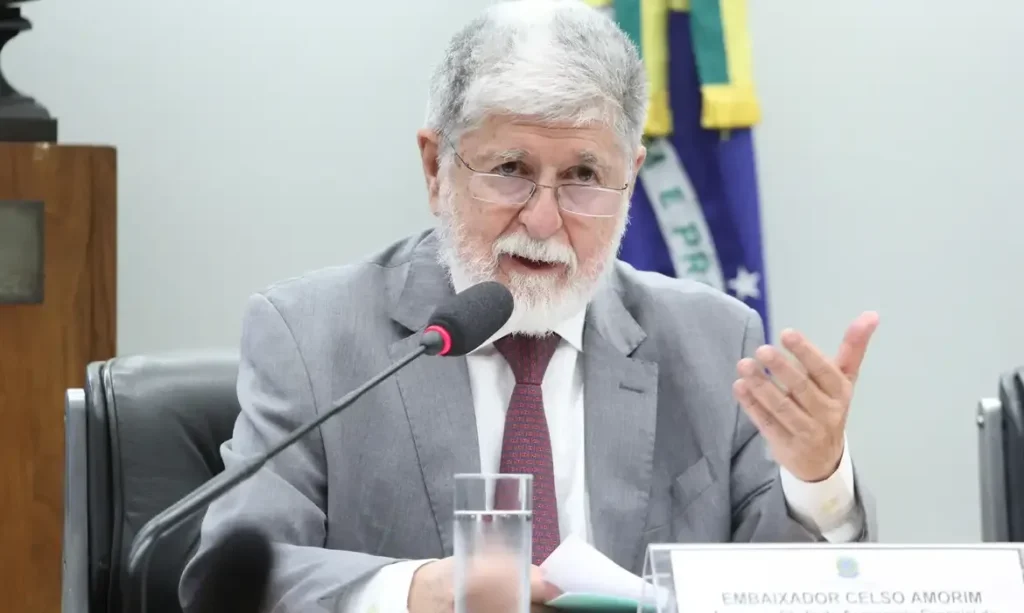 Celso Amorim: “Pretexto para intervenção é inaceitável” após EUA classificarem facções brasileiras como terroristas