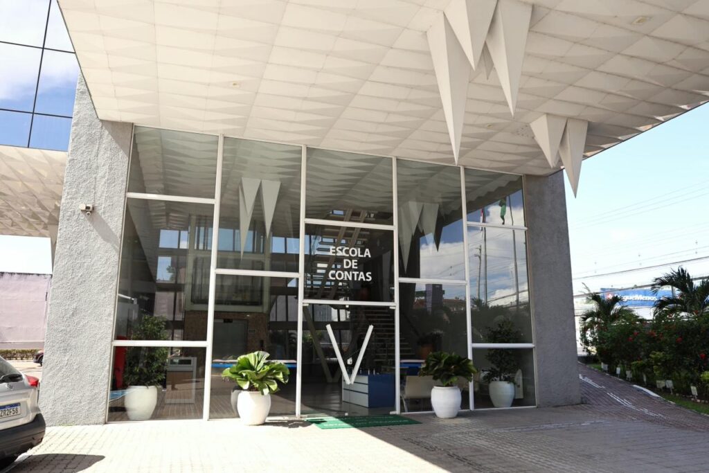 ECP do TCE-AM inicia maio com cursos que conectam gestão, sociedade e futuro