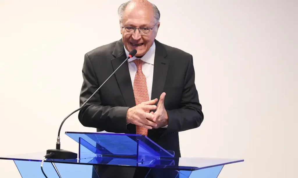 Vice-presidente defenderá retomada de obras da Transnordestina no TCU