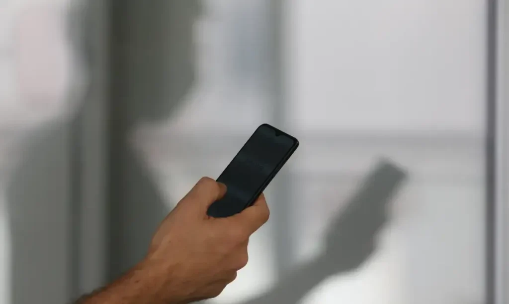 Governo notifica 37 fintechs por ligação com apostas ilegais e exige corte imediato