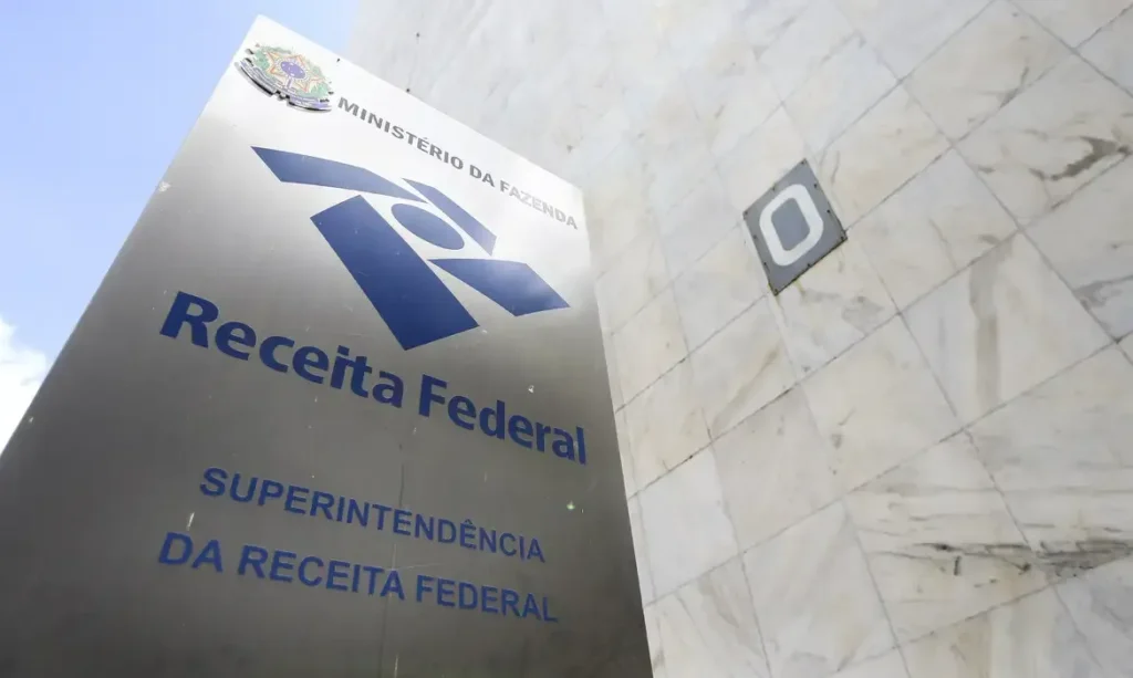Arrecadação com dividendos fica aquém do esperado, mas governo mantém meta fiscal