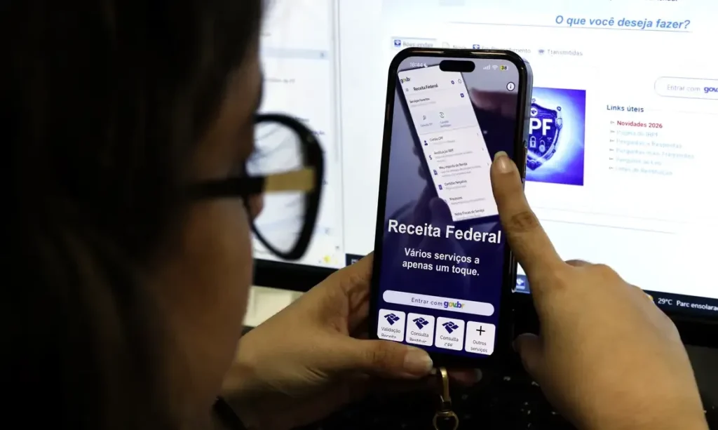 Receita Federal libera R$ 4,6 bilhões em restituições do Imposto de Renda nesta sexta