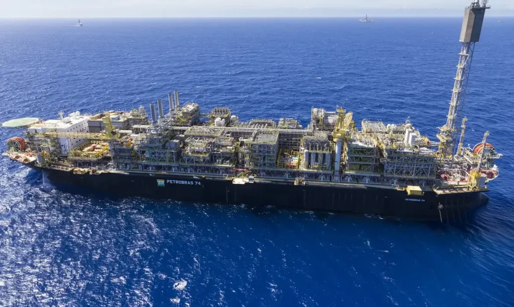 Campo de Búzios da Petrobras alcança novo patamar recorde na exportação de gás natural