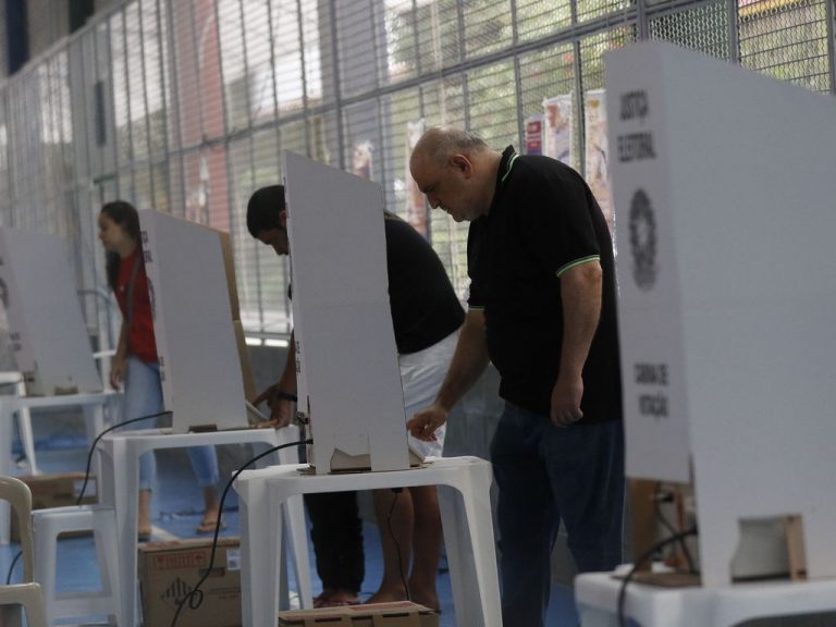 Desvendando o voto proporcional: como seu voto elege deputados e vereadores