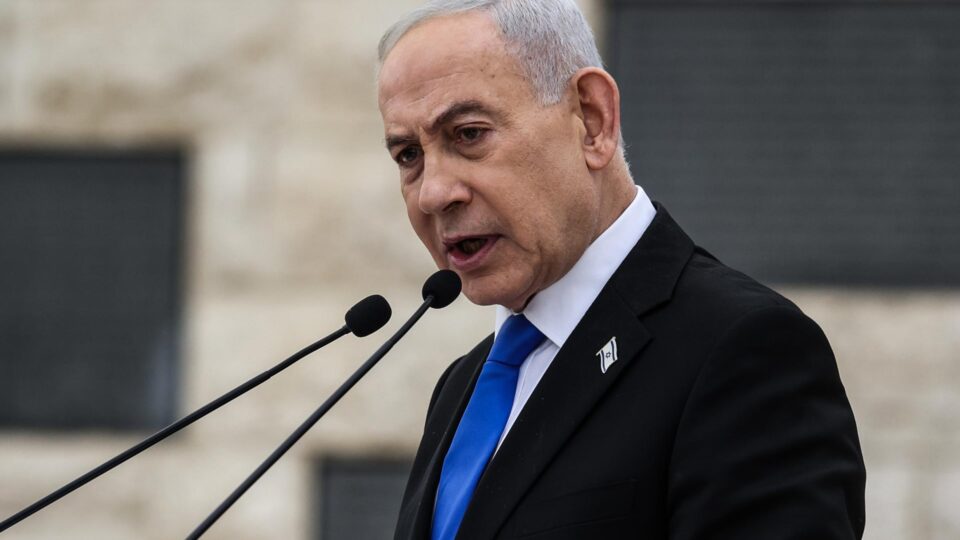Israel intensifica prontidão de caças e promete retaliação massiva contra o Irã