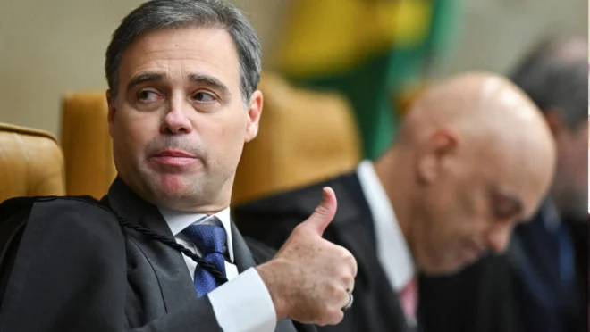 Mendonça retira sigilo de processo sobre pagamentos de Vorcaro após pedido de Fachin