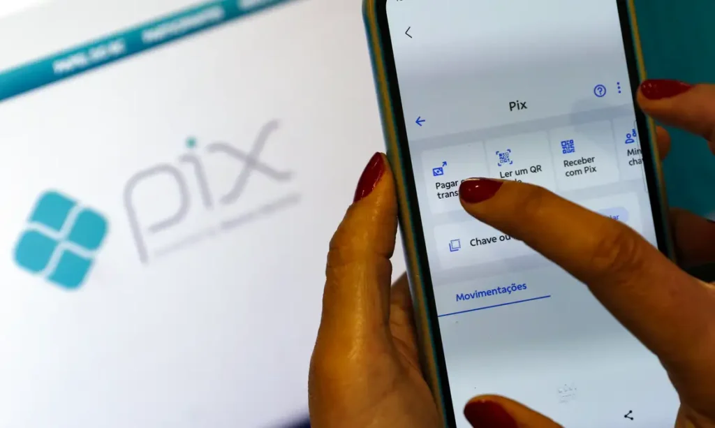 Pix ganha novas regras: o que muda em fraudes, contas-salário e pagamentos híbridos