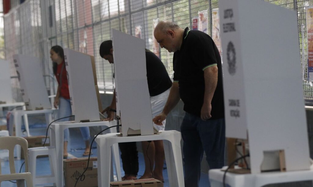 Eleições 2026: o que você pode e não pode fazer no dia da votação