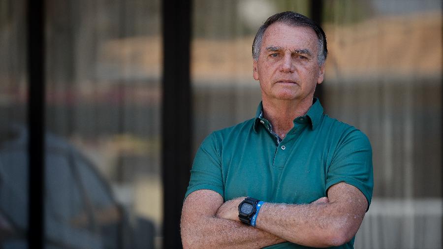 Bolsonaro pede ao STF liberação de visitas de Flávio na prisão domiciliar; suspensão de 90 dias termina em 11 de outubro