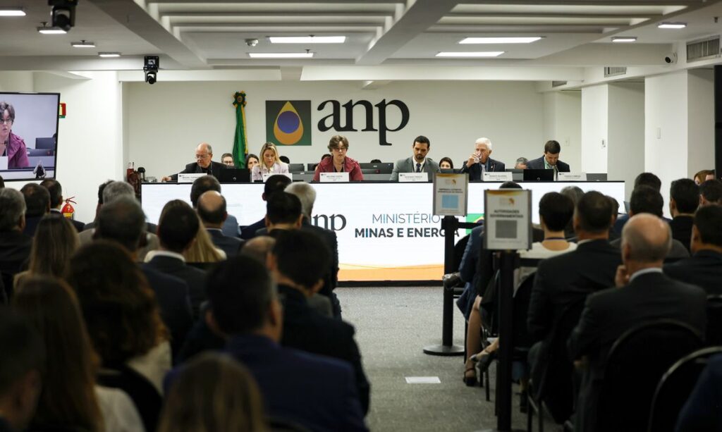 Leilão de blocos de petróleo e gás pela ANP movimenta R$ 3 bilhões e projeta investimentos de R$ 4,5 bilhões